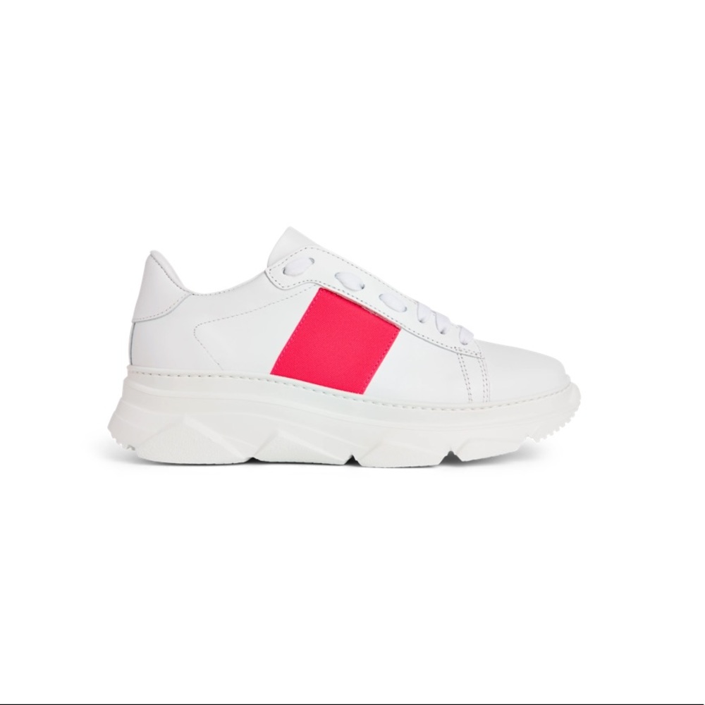 Women sneakers